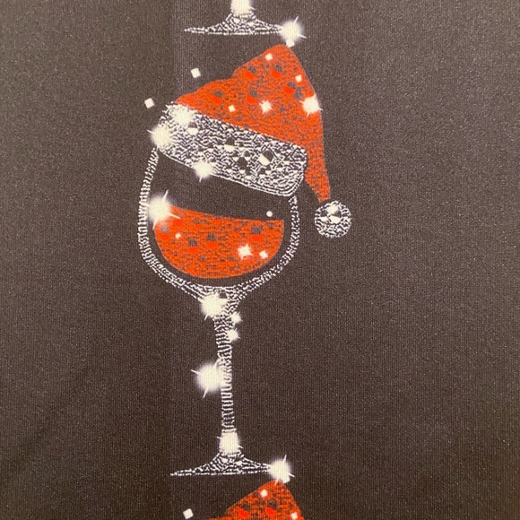 HOLIDAY CHEER LEGGINGS - Picture 8 of 11